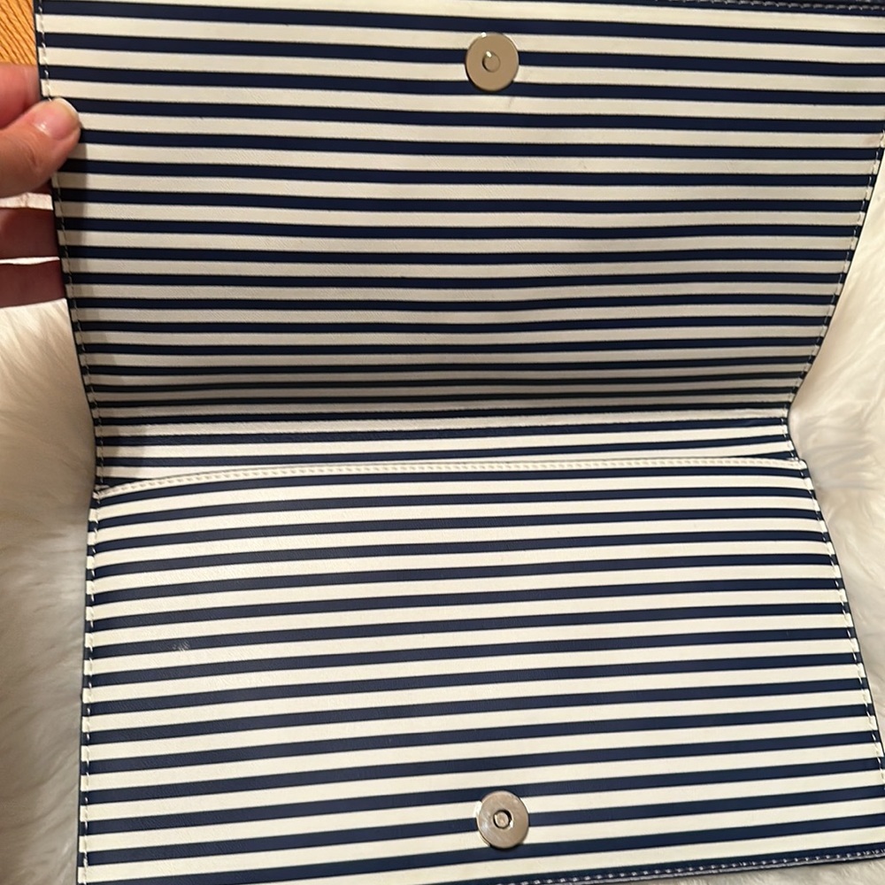 Express Clutch - Picture 5 of 5